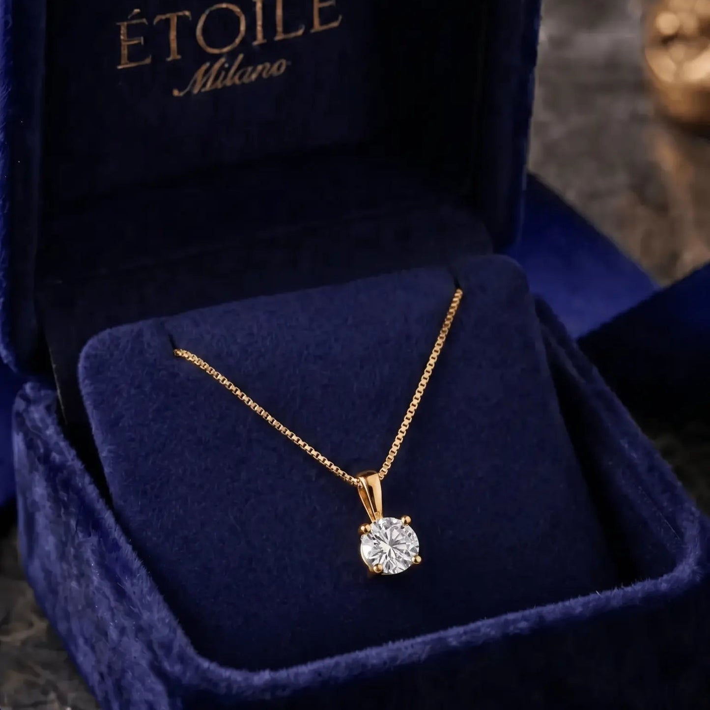 Étoile Point of Light Necklace