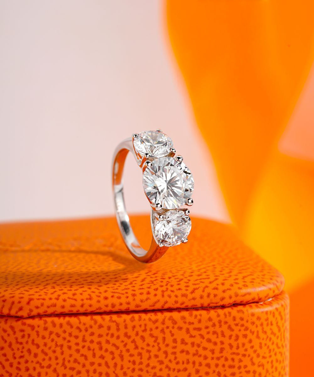 Étoile Trilogy Ring